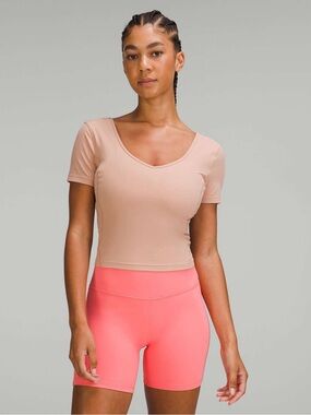 Lululemon Align Tee Shirt in Pink Clay size 4
